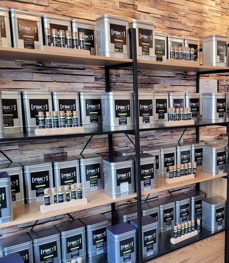 Boite carrée 1 kg en métal