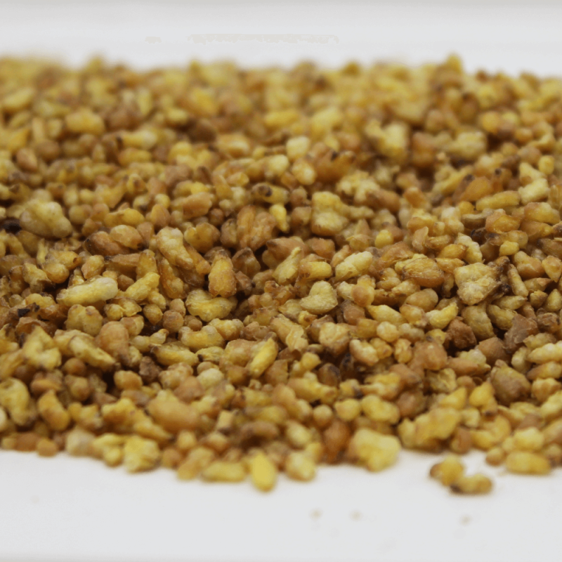 Le soba cha est une infusion élaborée à partir de grains grillés de sarrasin.
Cette boisson sans gluten a un goût doux avec les notes de noisettes et l’arôme légèrement torréfié. 